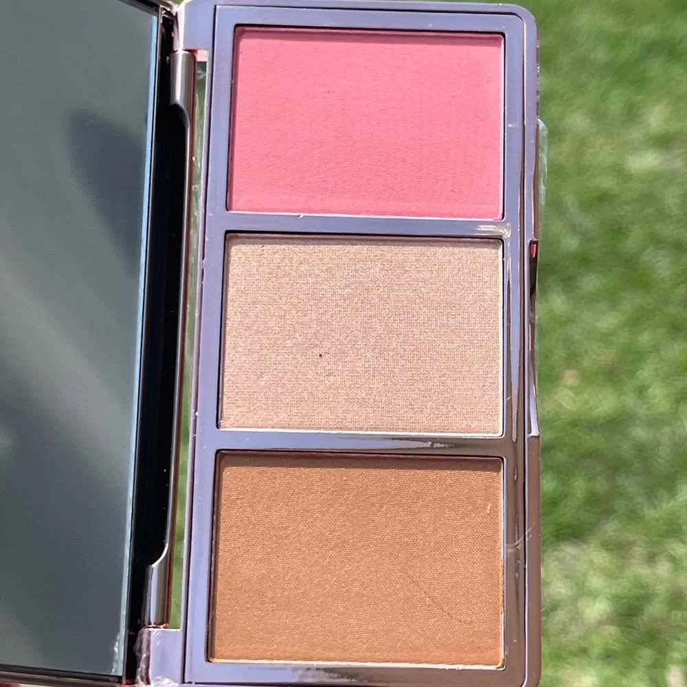 OPV BEAUTY LONDON Glow Perfect Face Palette in Shade4